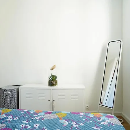 Hostnfly - Charming With View And Balcony Appartamento Parigi